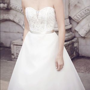 ***SALE*** Paloma blanca wedding dress